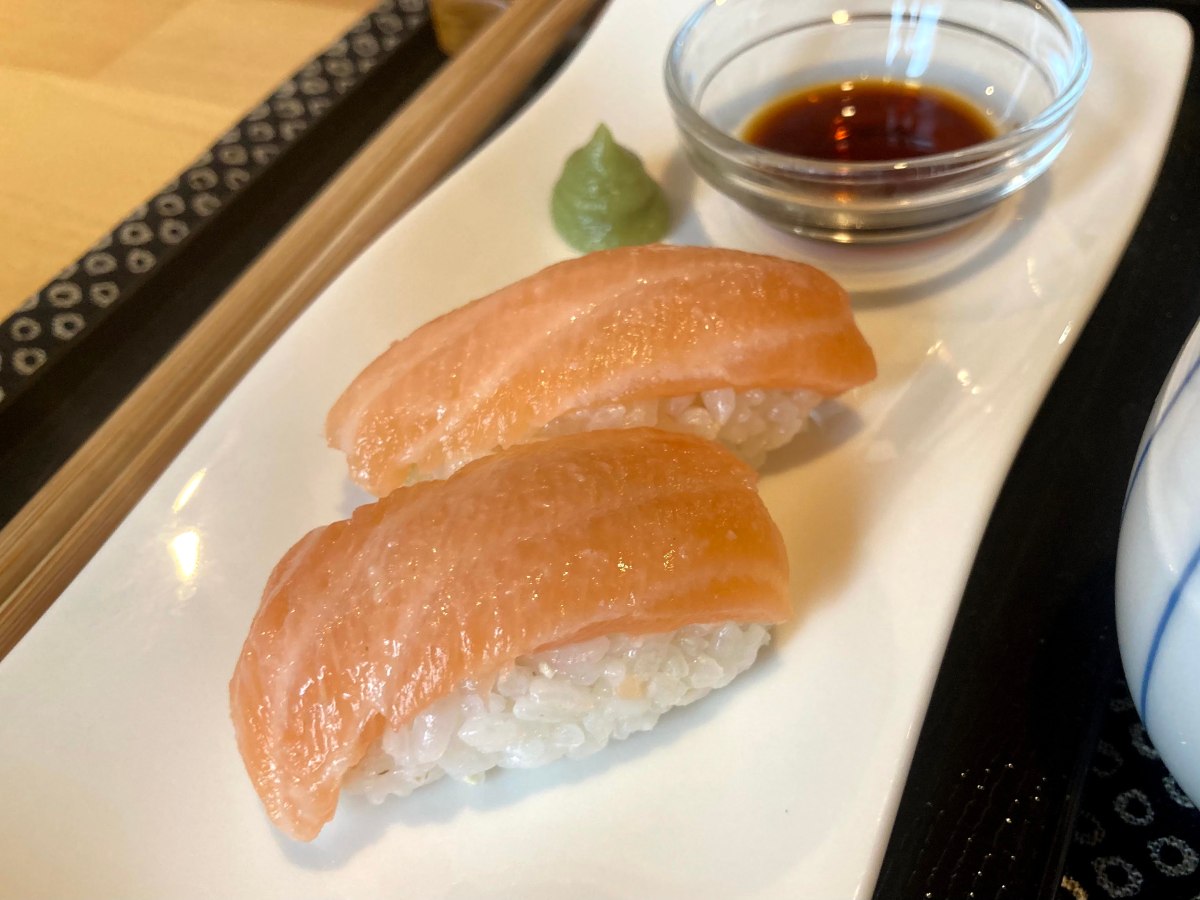 Salmon Nigiri